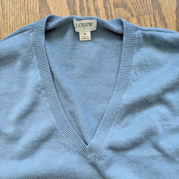J crew V Neck Sweater - Picture 4 of 4